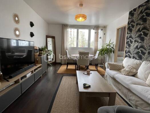 Appartement à vendre 92 000 € 3 pièces 2 chambres 60,7 m² Étage 1/1 Argentine Beauvais 60000