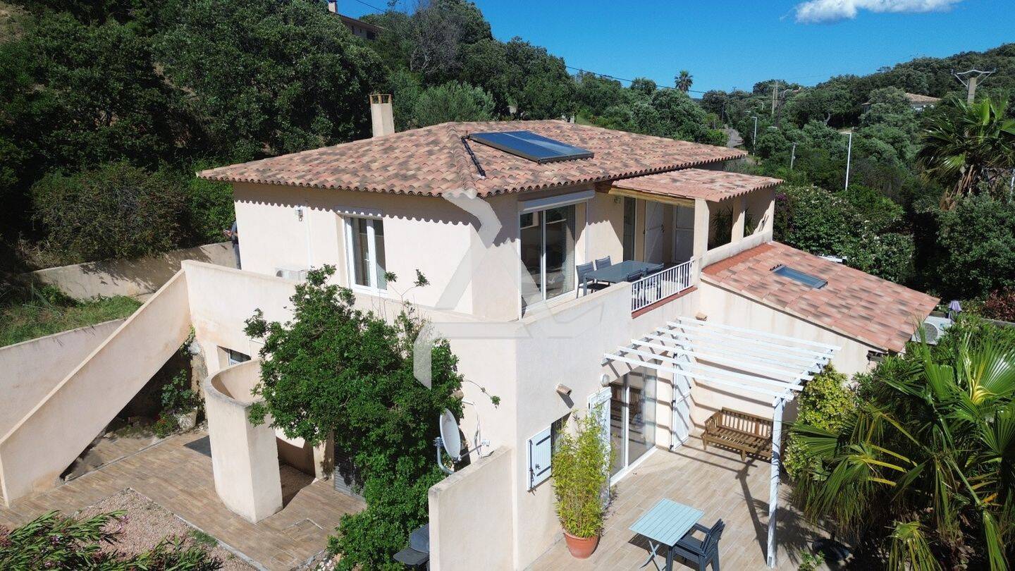 Maison 9 pièces 163 m² · à Porto-Vecchio · 163 m² · 890 000 €