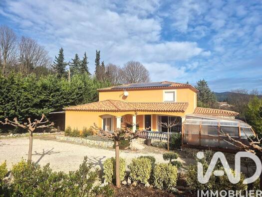 Maison à vendre 409 000 € 6 pièces 4 chambres 165 m² 1 030 m² de terrain Cazilhac 34190