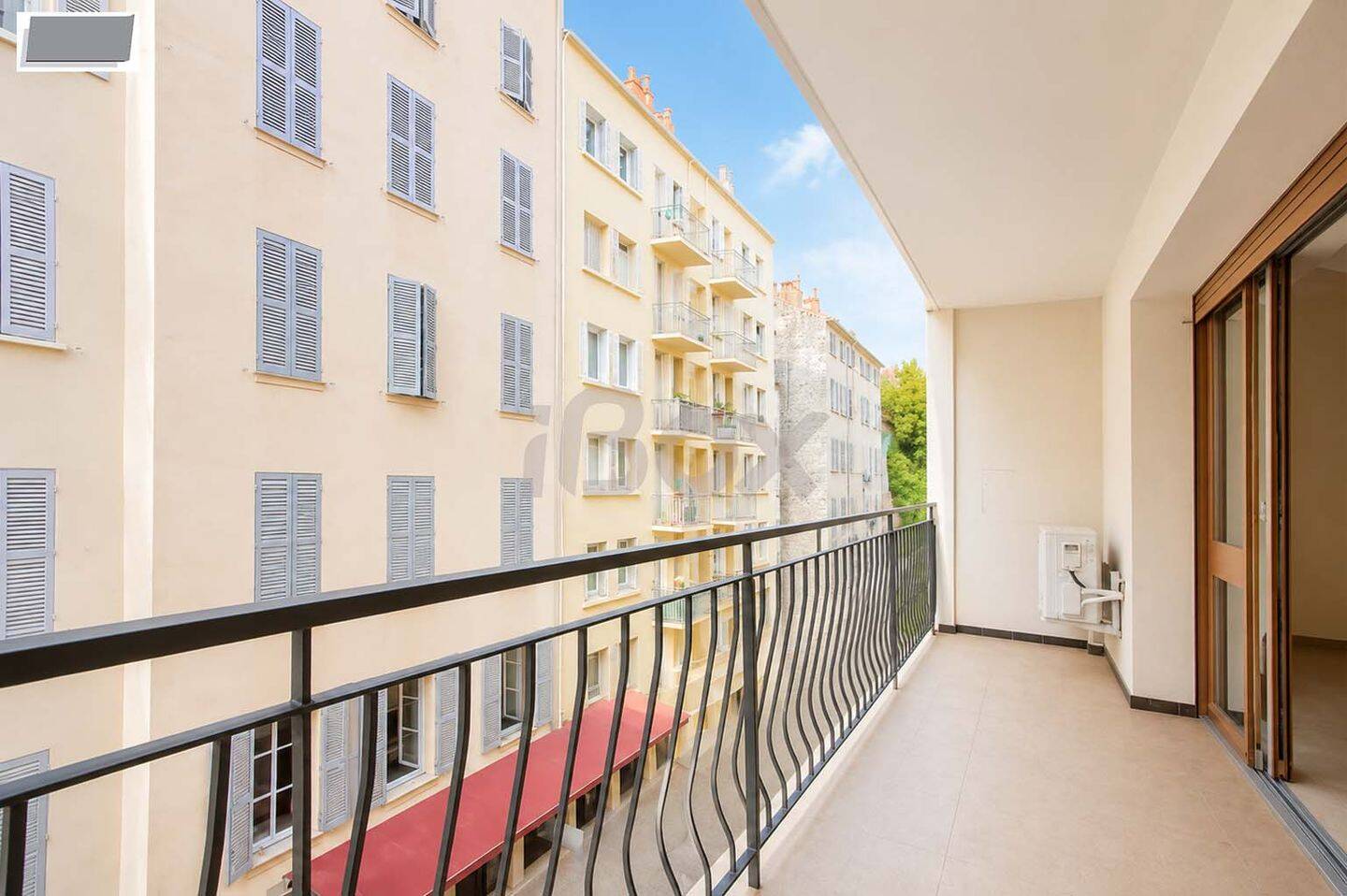 Appartement 1 pièce 27 m² · à Toulon · 27,4 m² · 100 000 €