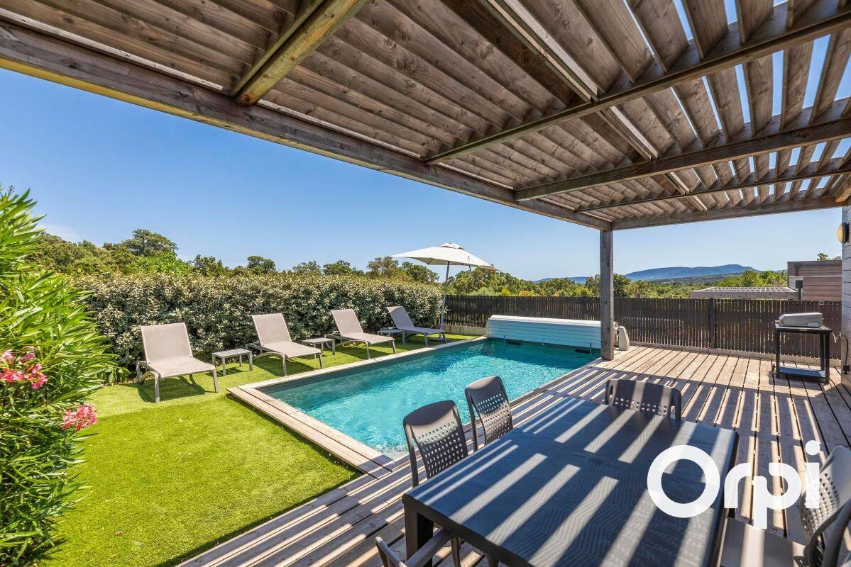 Maison 5 pièces 94 m² · à Porto-Vecchio · 94 m² · 735 480 €