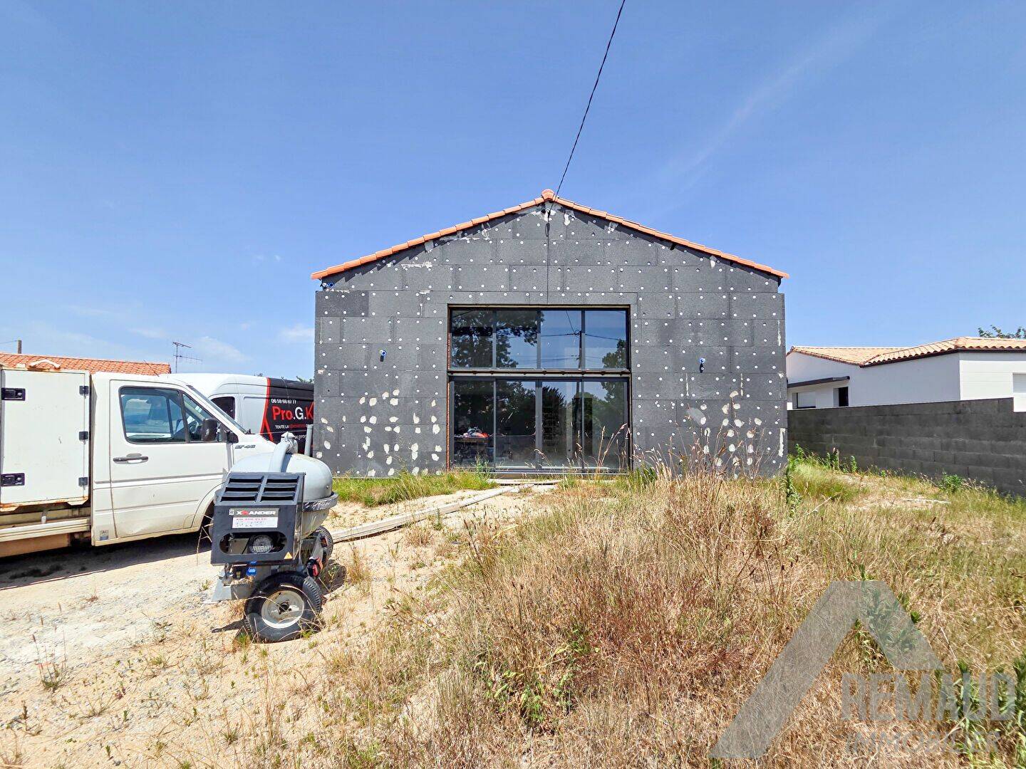 Maison 9 pièces 227 m² · à Le Poiré-sur-Vie · 227 m² · 293 500 €