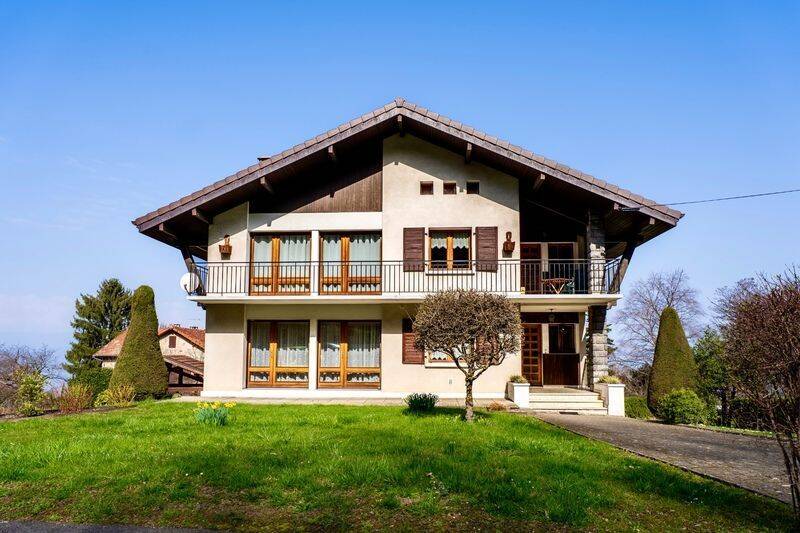 Appartement 4 pièces 94 m² · à Évian-les-Bains · 94 m² · 449 000 €