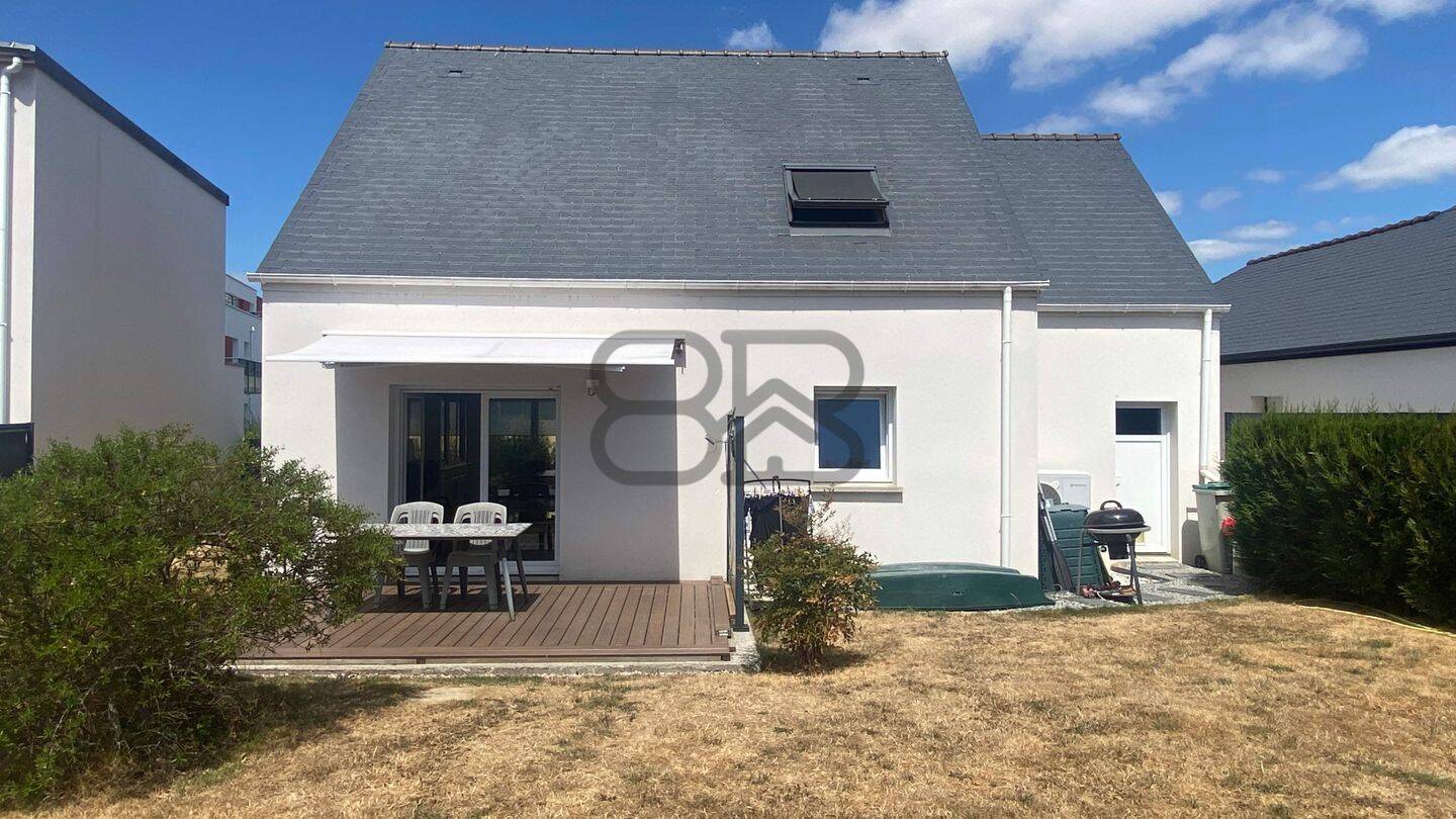 Maison 5 pièces 77 m² · à Ploeren · 77 m² · 316 500 €