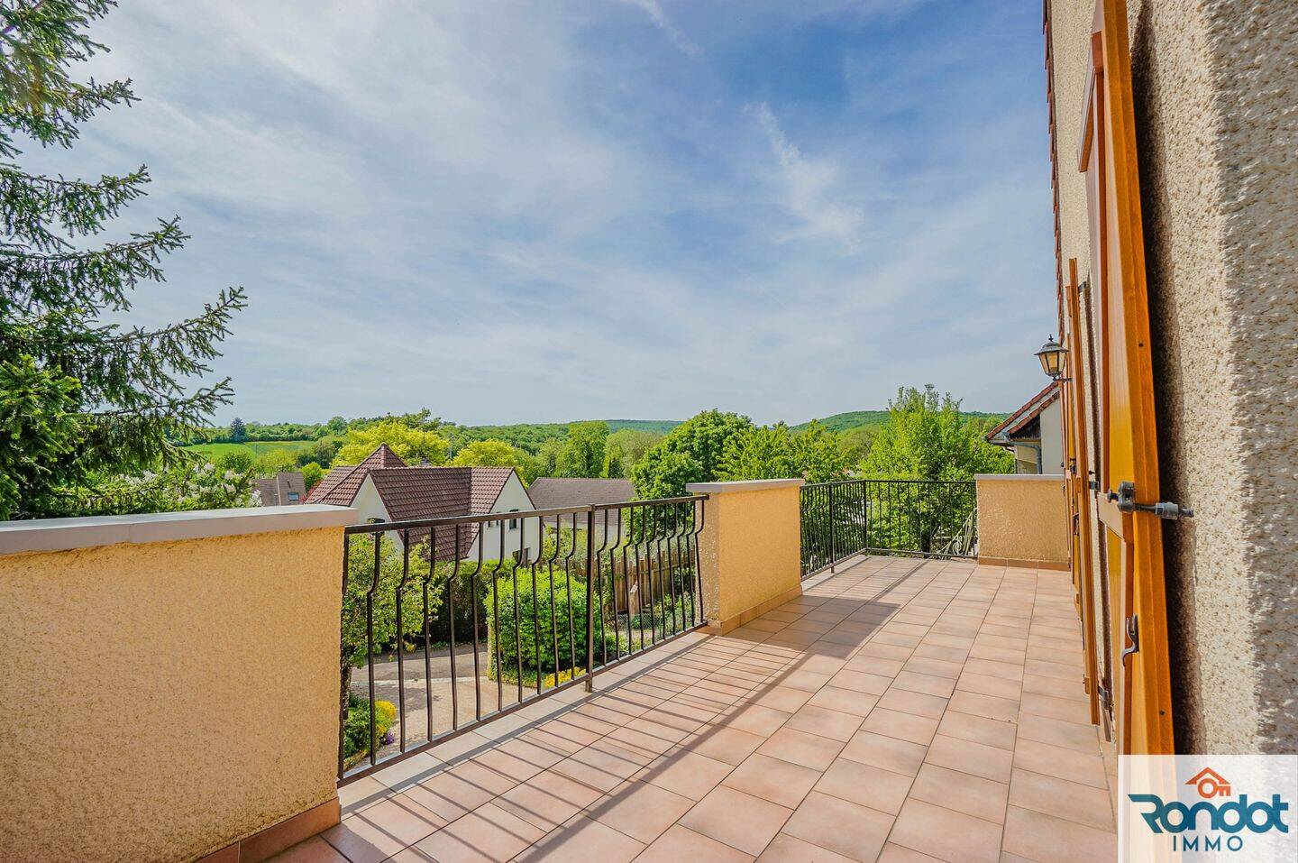 Maison 5 pièces 115 m² · à Messigny-Et-Vantoux · 115 m² · 355 000 €