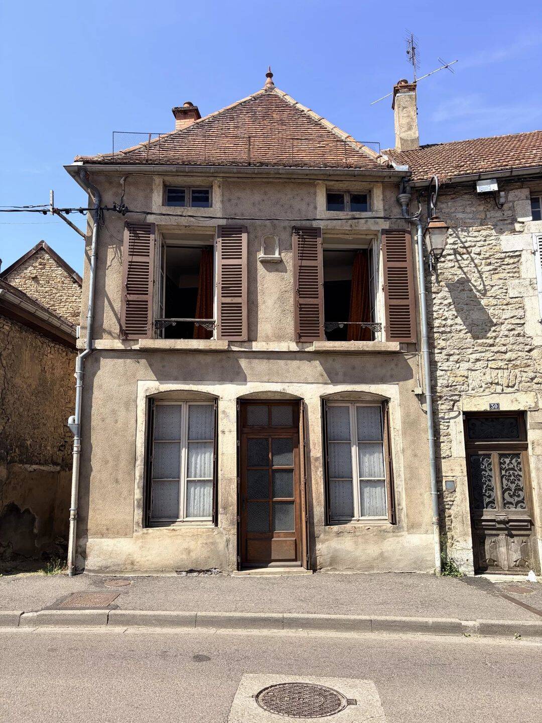 Maison 5 pièces 130 m² · à Vitteaux · 130 m² · 95 000 €