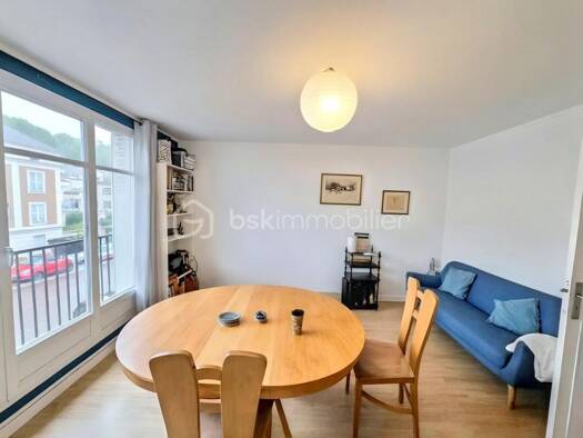 Appartement à vendre 299 000 € 3 pièces 2 chambres 63 m² Étage 1/1 Bas Buc Buc 78530