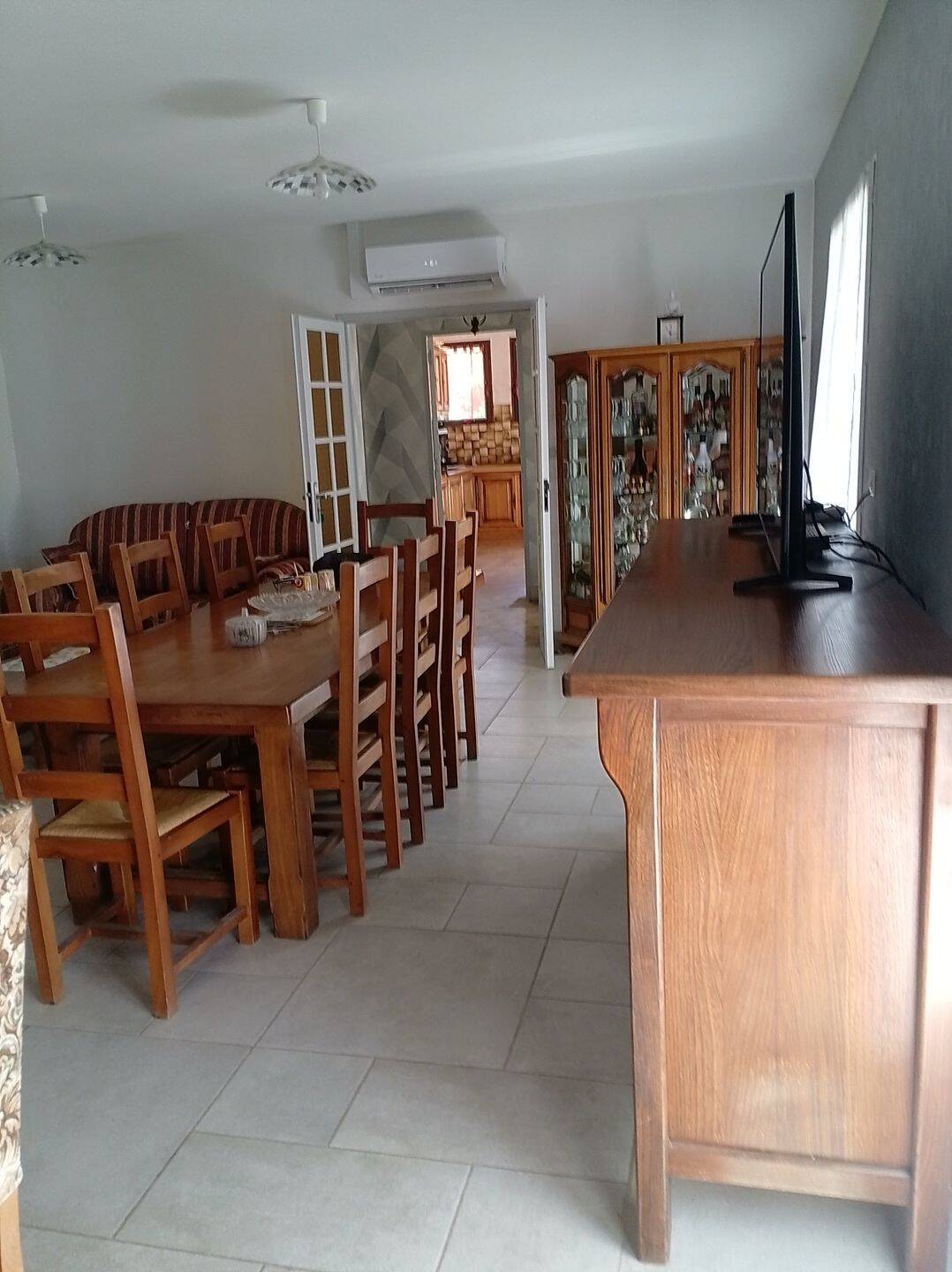 Maison 8 pièces 300 m² · à Mérignac · 300 m² · 200 000 €