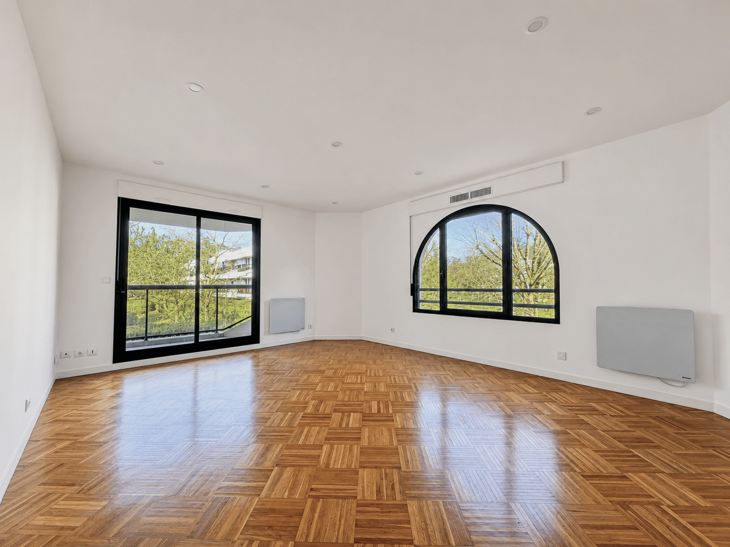 Appartement 4 pièces 100 m² · à Écully · 100 m² · 1 900 €/mois