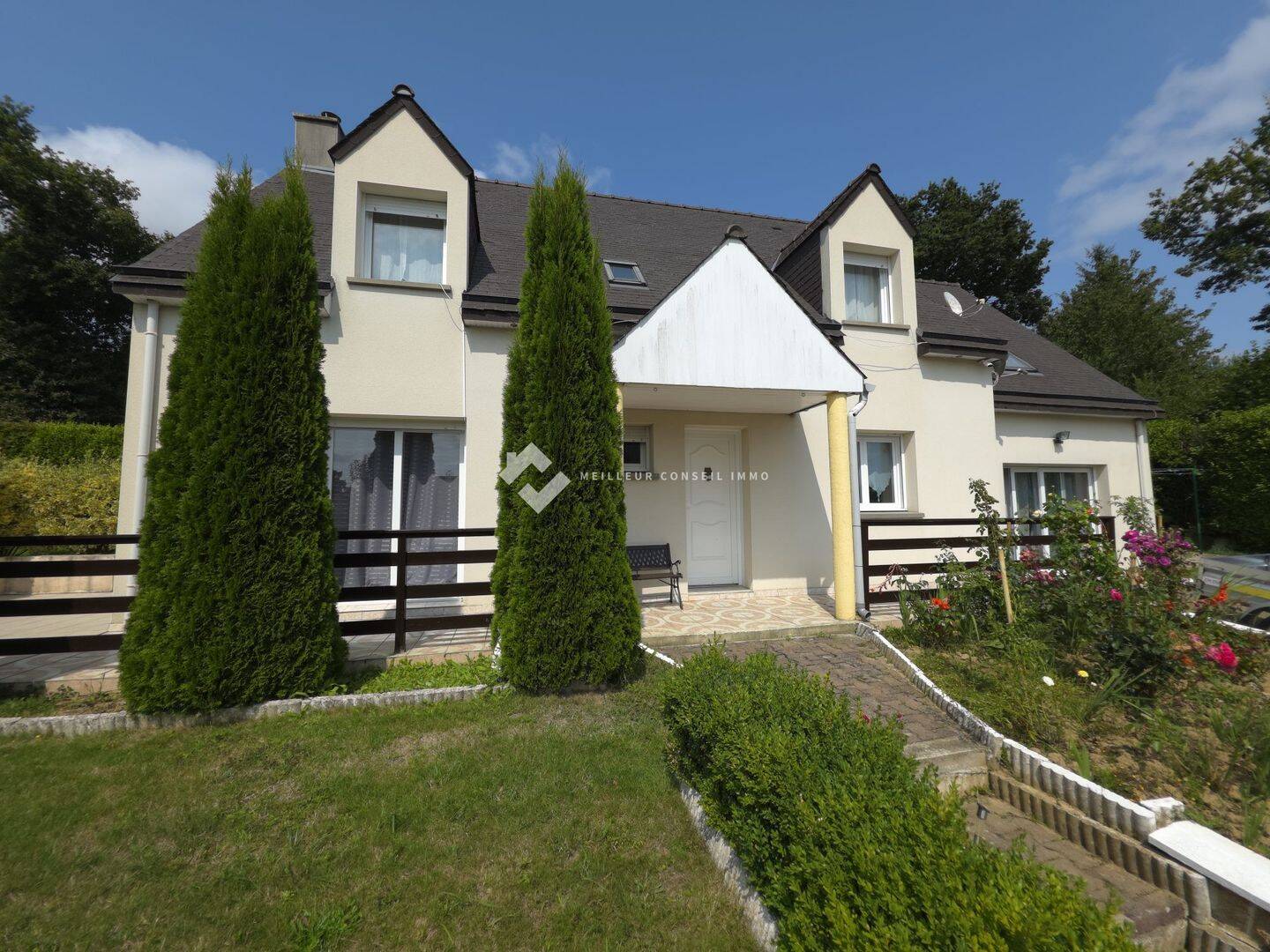 Maison 9 pièces 167 m² · à Le Mené · 167 m² · 216 000 €