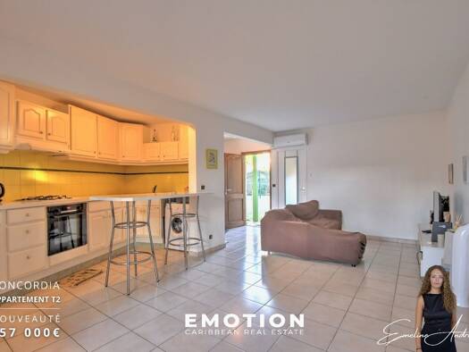 Appartement à vendre 157 000 € 2 pièces 1 chambre 44 m² RDC Saint-Martin 97150