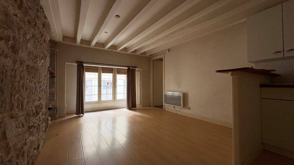 Appartement 2 pièces 32 m² · à Lyon 2ème Arrondissement · 32 m² · 575 €
