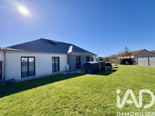 Maison de plain-pied à vendre 362 600 € 6 pièces 4 chambres 132,4 m² 711 m² de terrain Certe Trignac 44570