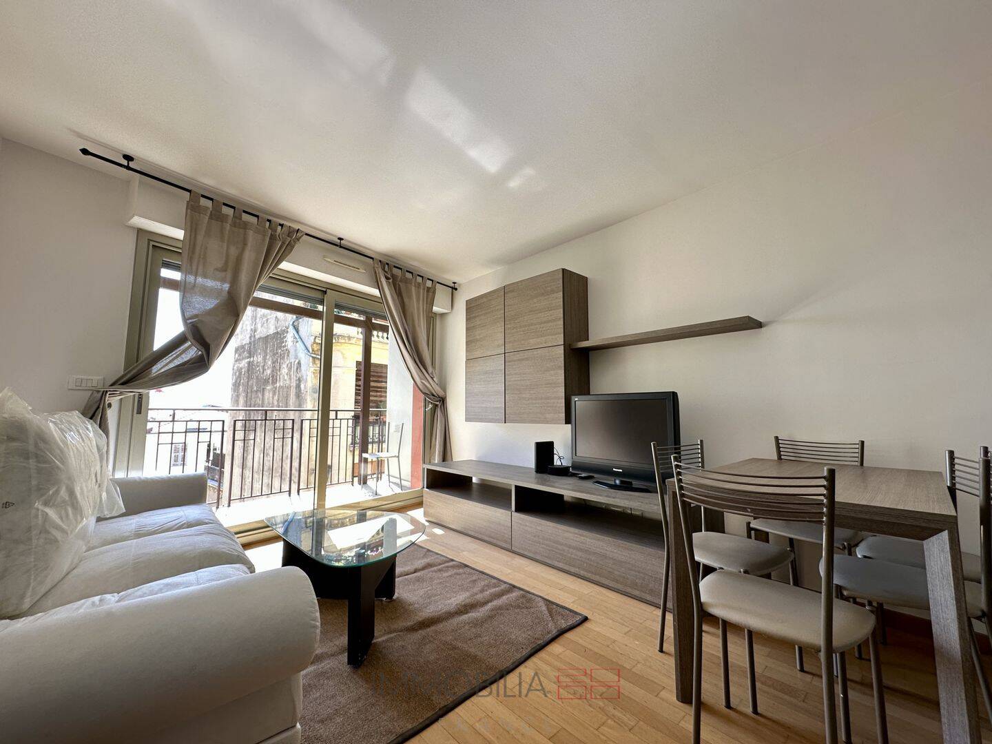 Appartement 3 pièces 46 m² · à Beausoleil · 46,5 m² · 2 400 €/mois