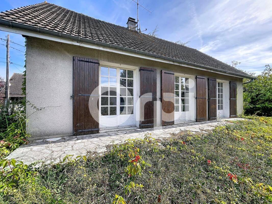 Maison 4 pièces 122 m² · à Esmans · 122 m² · 190 000 €