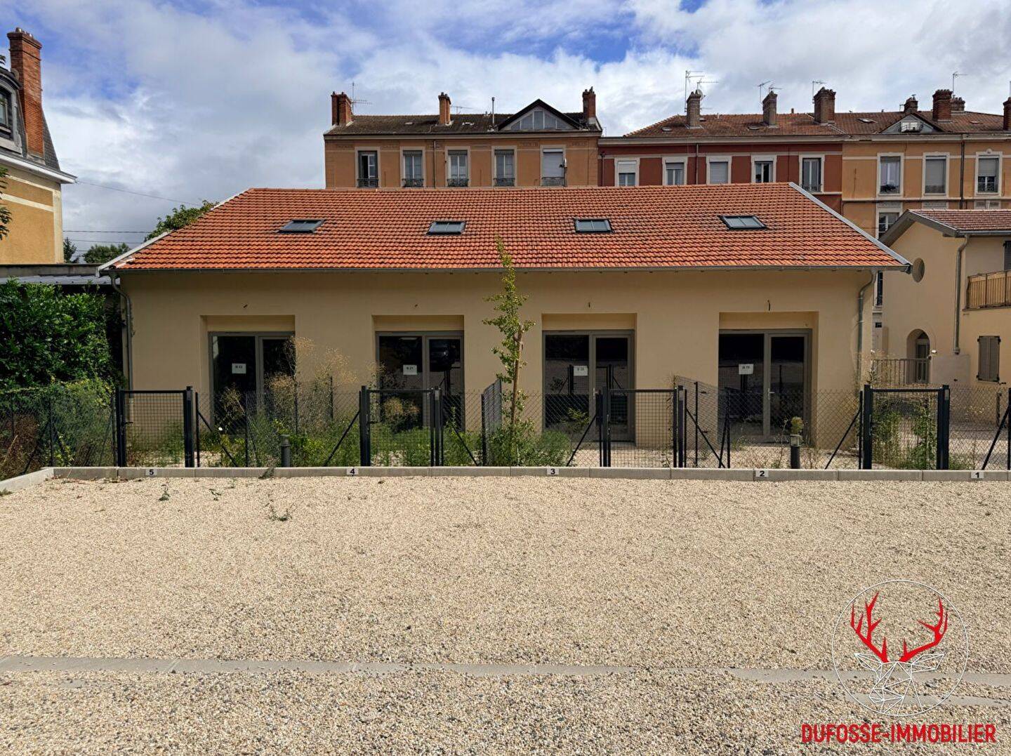 Appartement 3 pièces 60 m² · à Tassin-la-Demi-Lune · 60 m² · 120 000 €