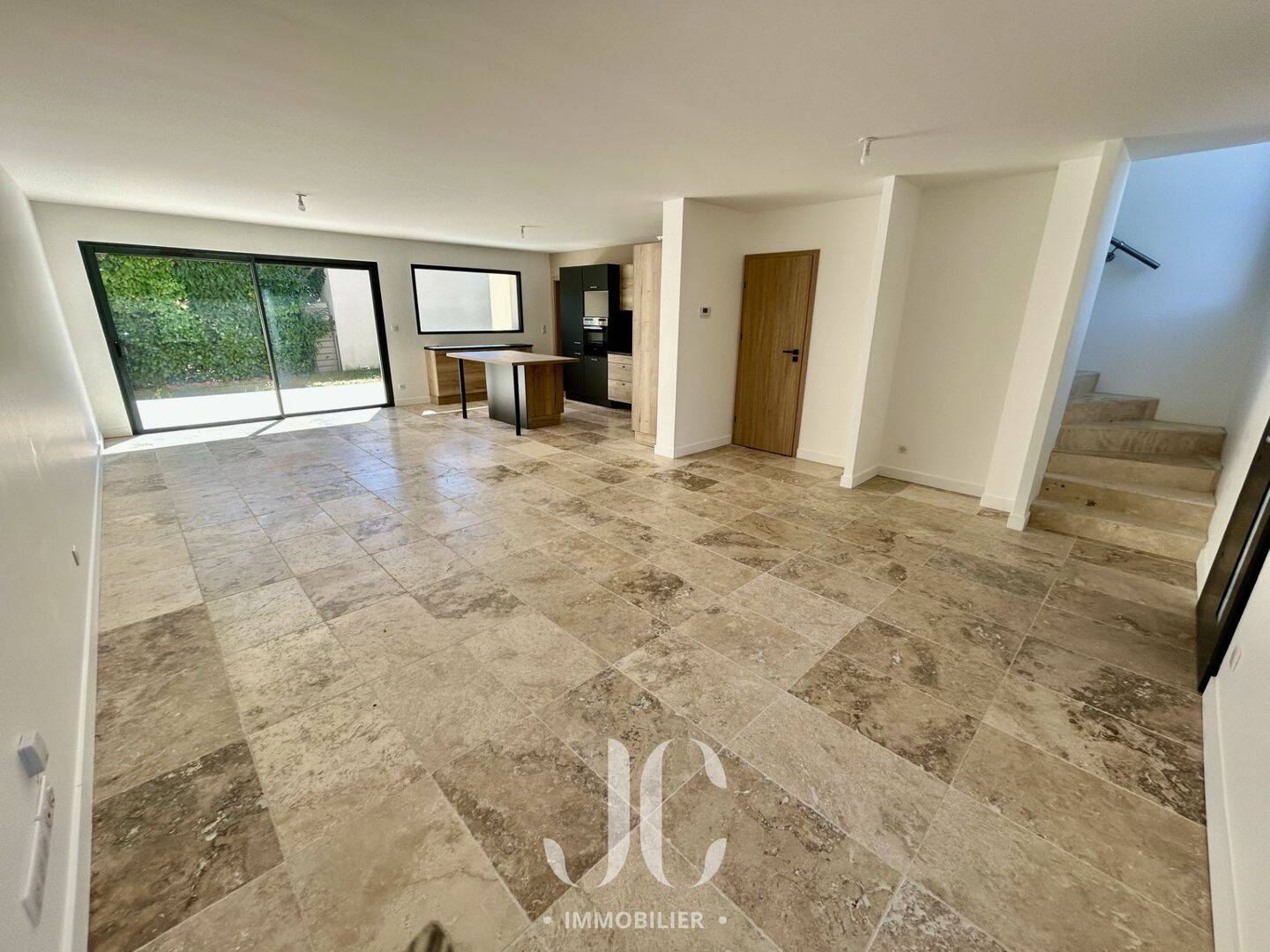 Maison 4 pièces 112 m² · à Lucenay · 112 m² · 420 000 €