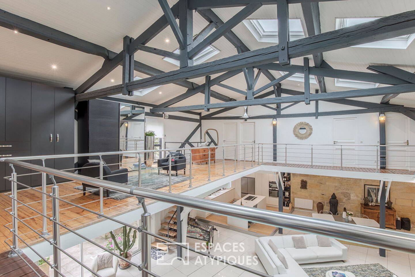Maison 5 pièces 272 m² · à Bordeaux · 272 m² · 1 100 000 €