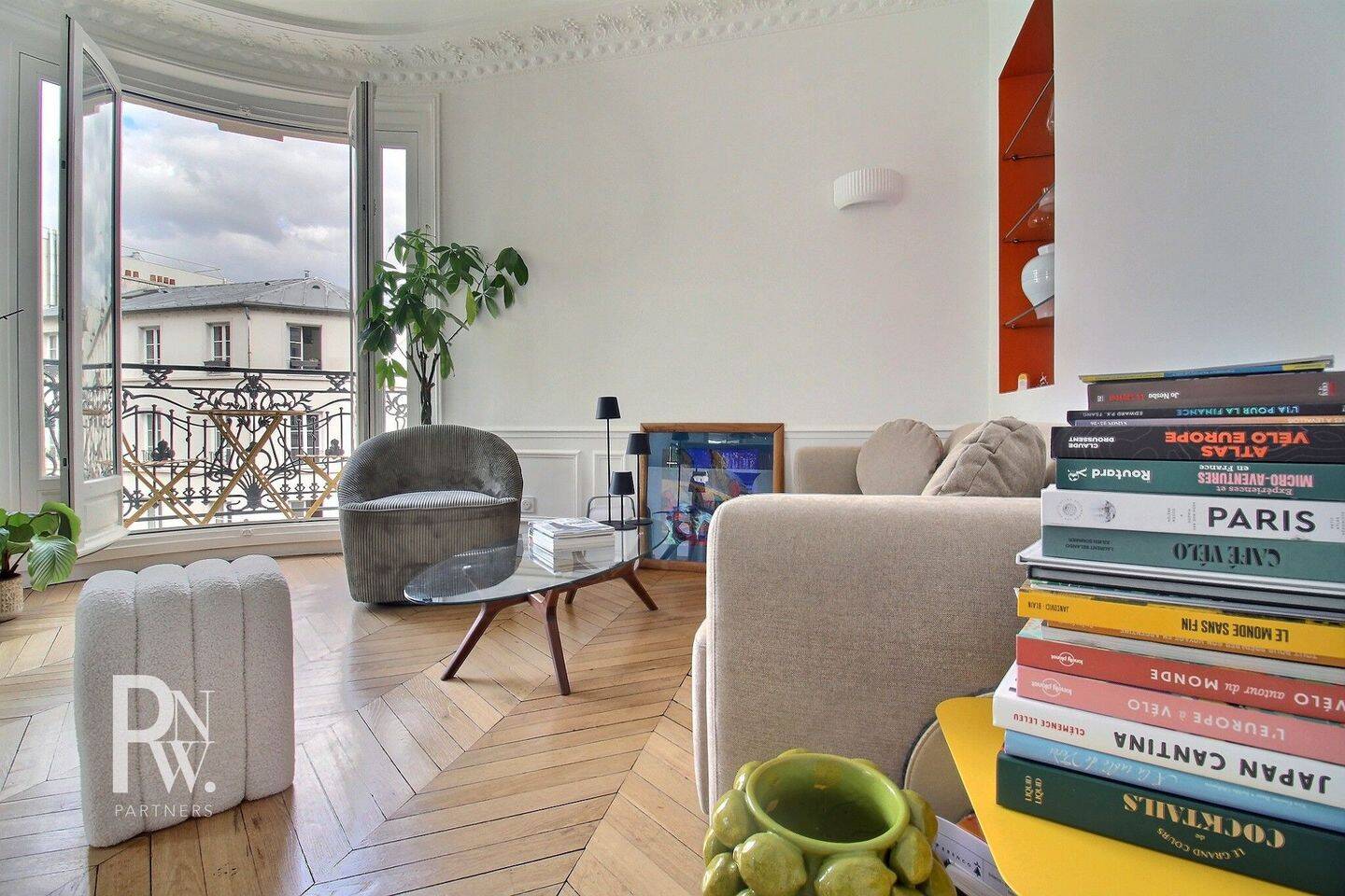 Appartement 3 pièces 60 m² · à Levallois-Perret · 59,6 m² · 2 350 €