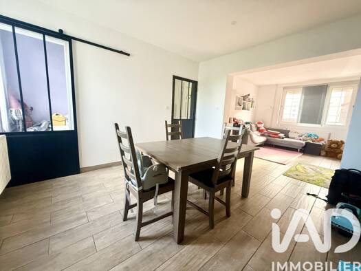 Maison de ville à vendre 180 000 € 7 pièces 6 chambres 106 m² 539 m² de terrain Meurchin 62410