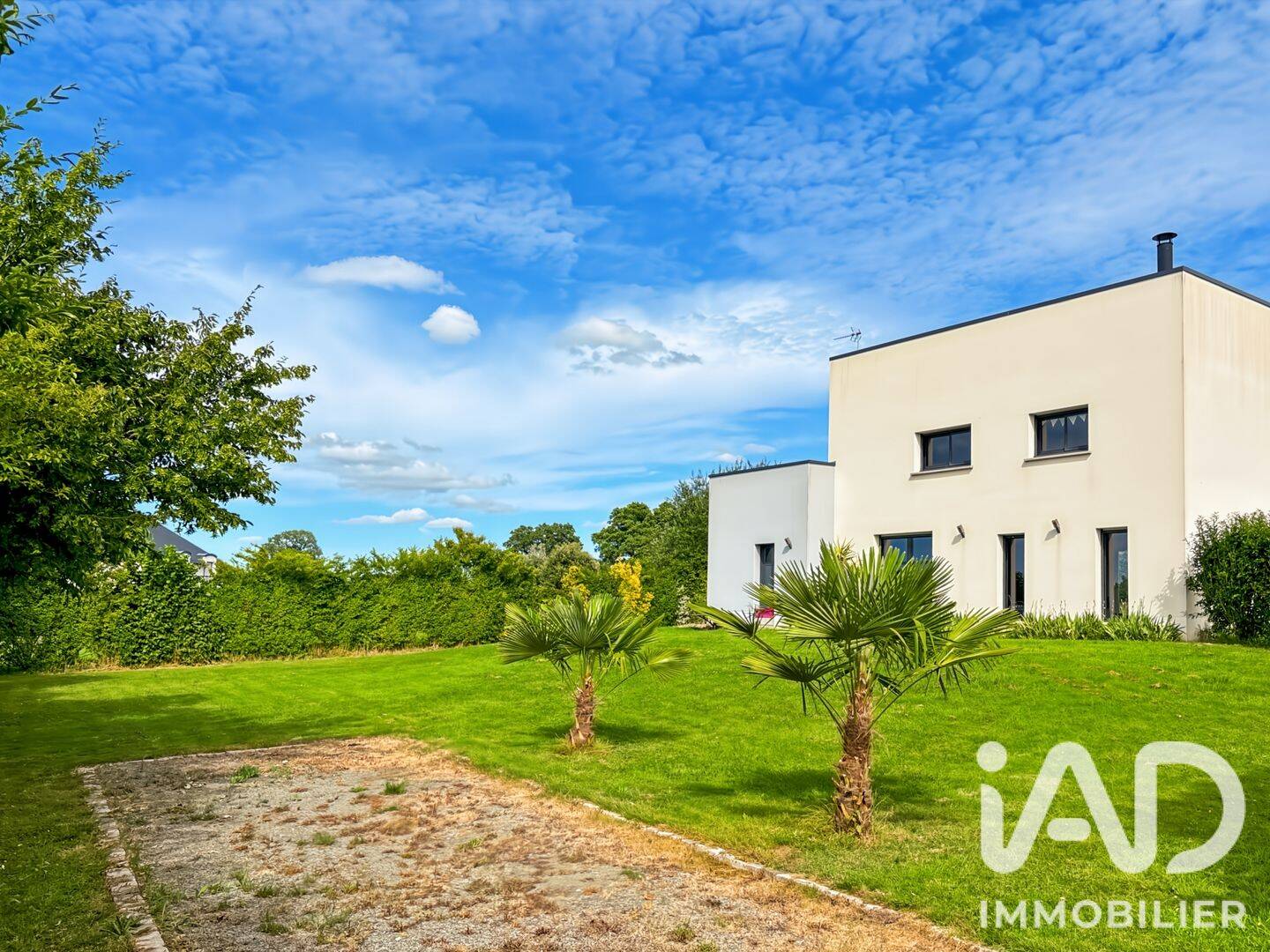 Maison 6 pièces 118 m² · à Évron · 118 m² · 228 300 €