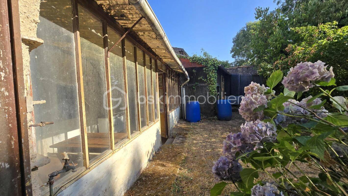 Maison 5 pièces 105 m² · à Sanxay · 105 m² · 39 900 €