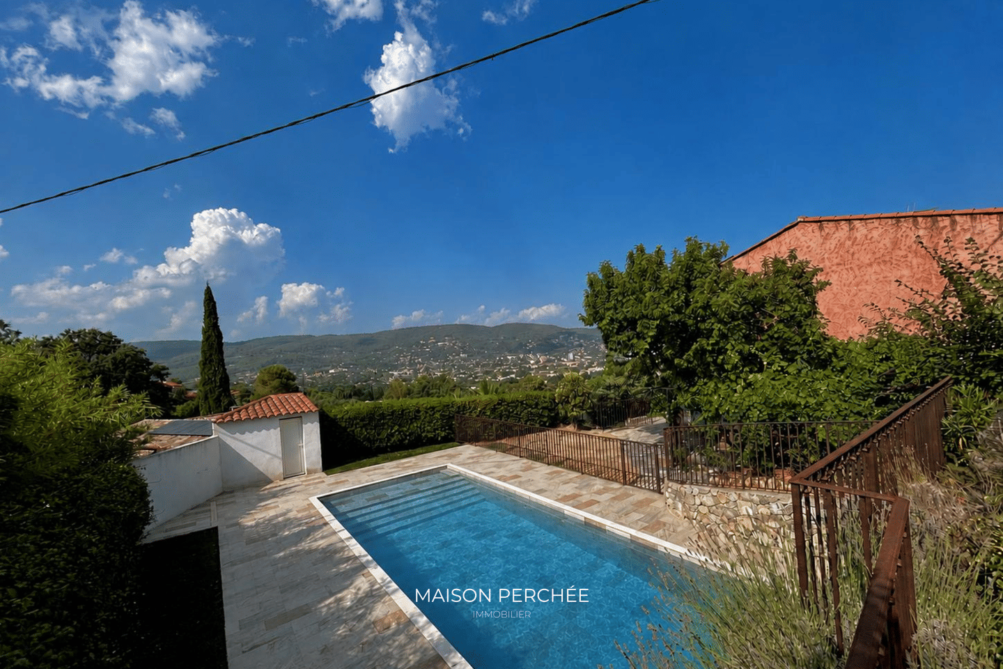 Maison 7 pièces 224 m² · à Draguignan · 224 m² · 2 900 €/mois