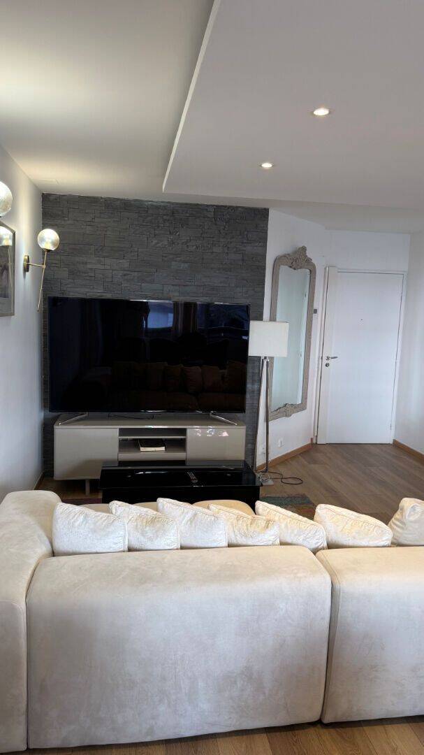 Appartement 2 pièces 55 m² · à Courbevoie · 55 m² · 1 500 €/mois