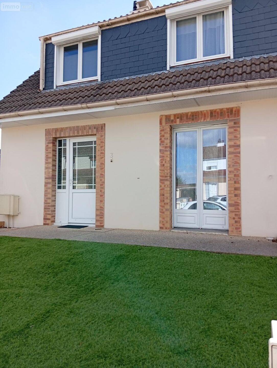 Maison 4 pièces 99 m² · à Grand Bourgtheroulde · 98,7 m² · 915 €/mois