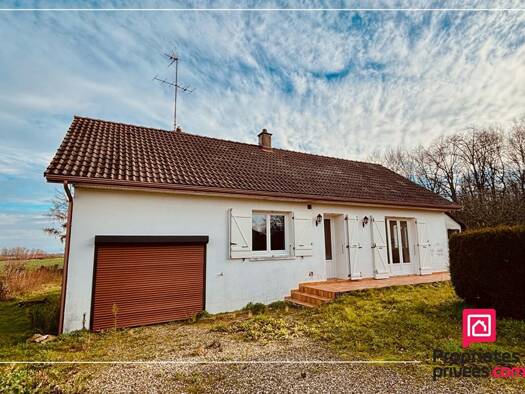 Maison de plain-pied à vendre 110 000 € 3 pièces 2 chambres 64 m² 1 090 m² de terrain Pierre-de-Bresse 71270