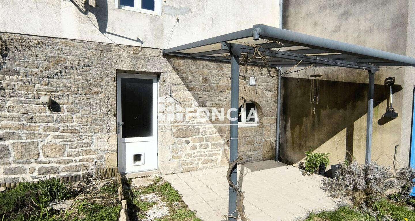 Maison 3 pièces 62 m² · à Guerlesquin · 62 m² · 95 000 €