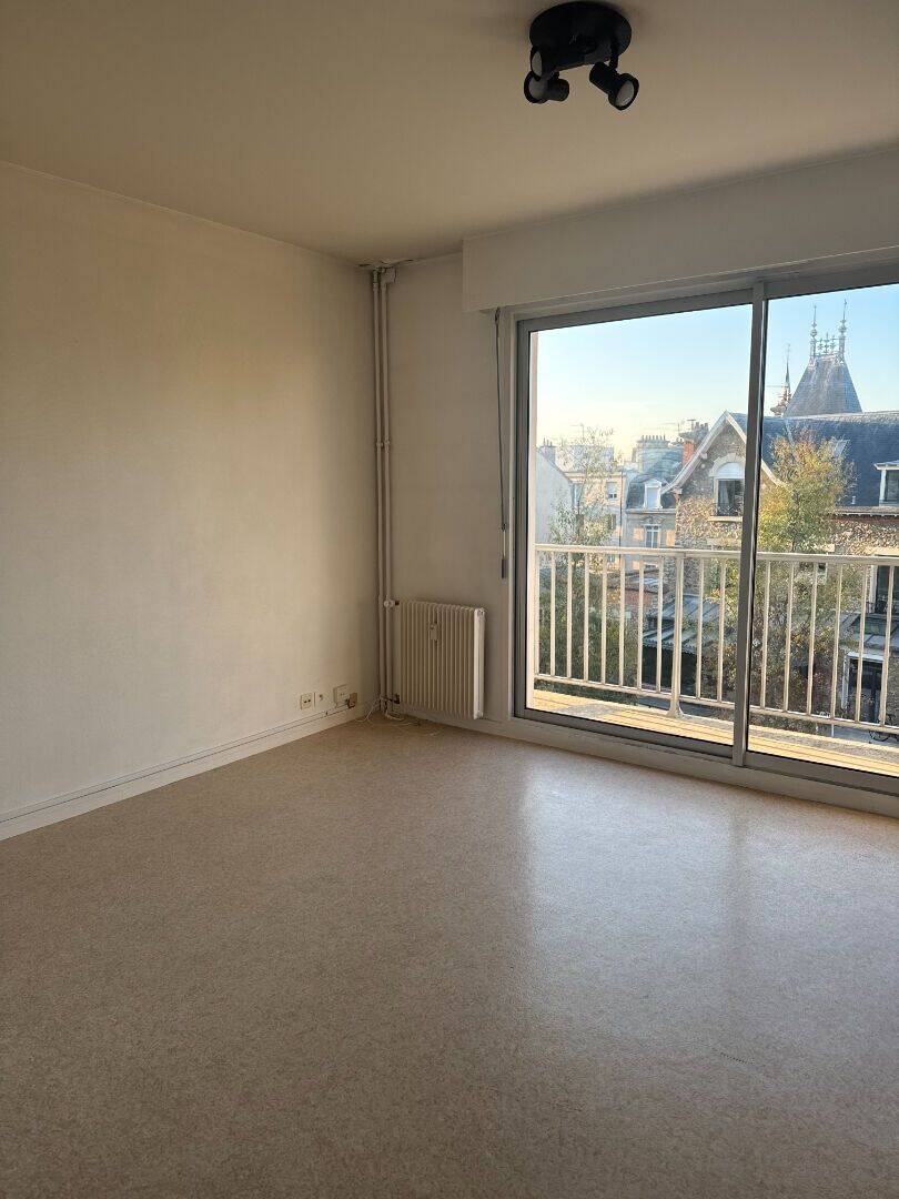 Appartement 1 pièce 29 m² · à Reims · 29 m² · 520 €