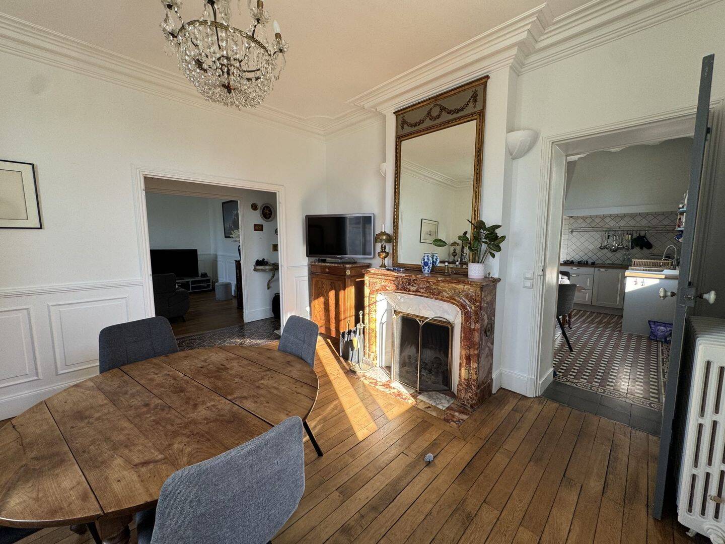 Maison 6 pièces 185 m² · à Monnaie · 184,5 m² · 393 900 €