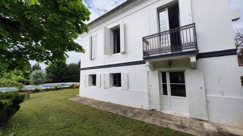 Maison 4 pièces 116 m² · à Lesparre-Médoc · 116 m² · 221 000 €