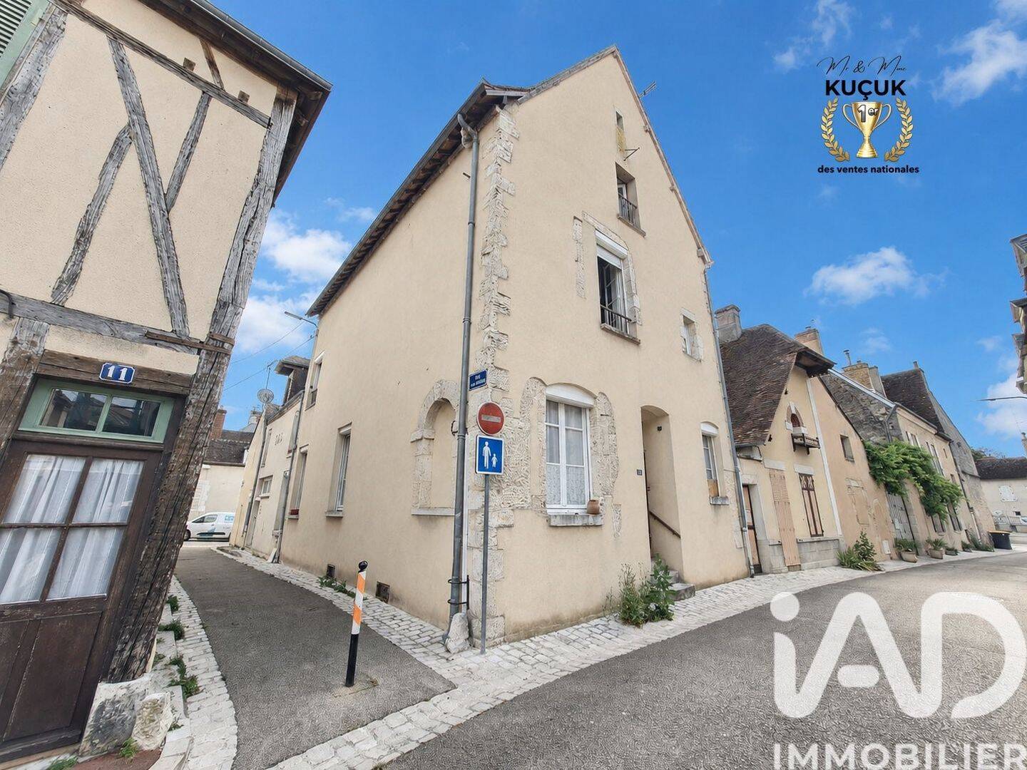Maison 6 pièces 161 m² · à Châtillon-Coligny · 161 m² · 122 000 €