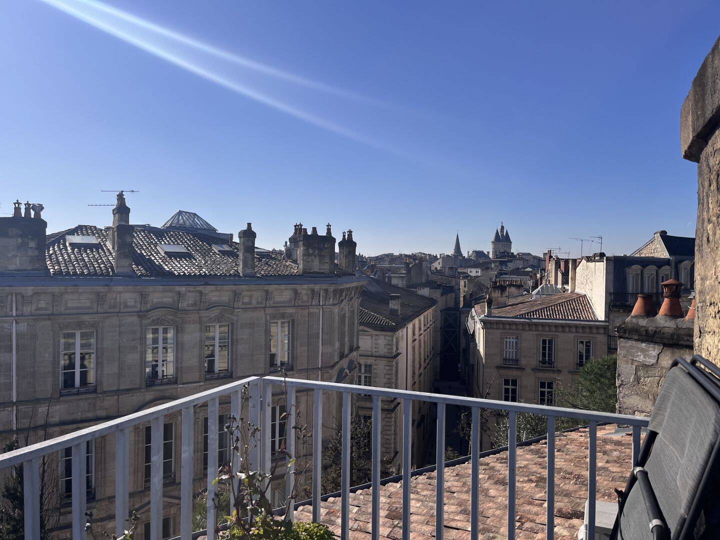 Appartement 4 pièces 84 m² · à Bordeaux · 84 m² · 2 018 €