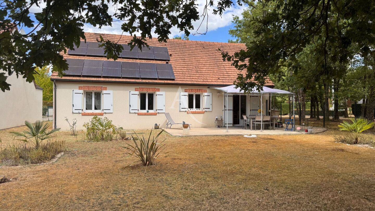 Maison 5 pièces 87 m² · à Pruniers-en-Sologne · 87 m² · 192 000 €