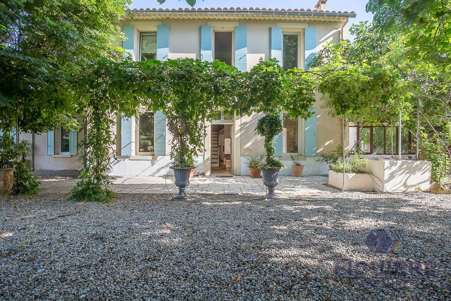 Maison 8 pièces 296 m² · à Cabriès · 296,3 m² · 4 960 €