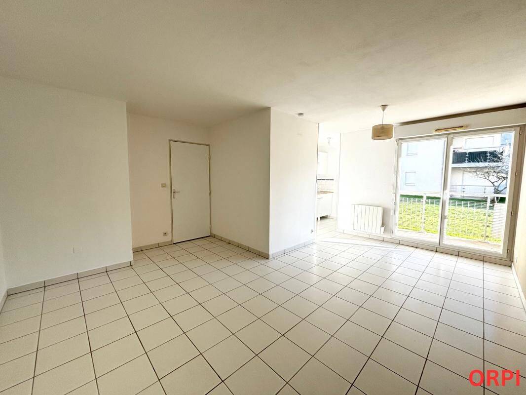 Appartement 2 pièces 48 m² · à Allonnes · 48 m² · 580 €