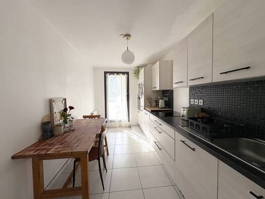 Appartement à vendre 259 500 € 3 pièces 2 chambres 59 m² RDC/7 Tivoli-Union Anglet 64600