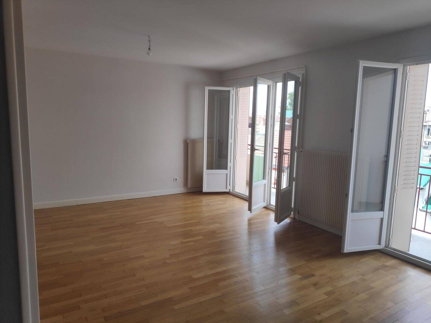 Appartement 3 pièces 70 m² · à Vichy · 69,9 m² · 743 €