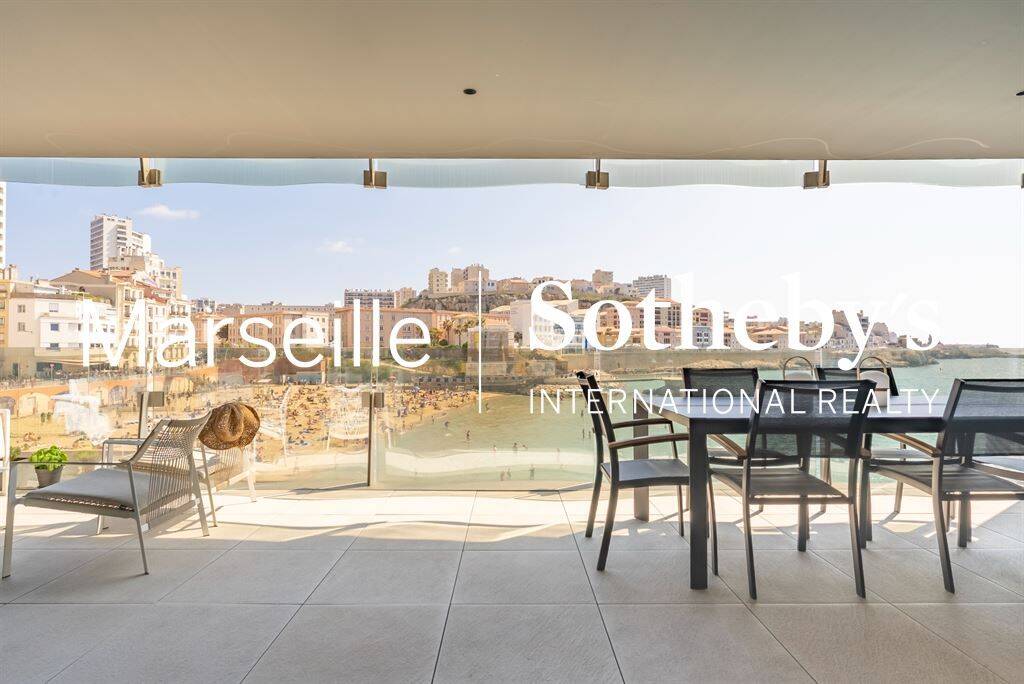 Appartement 3 pièces 150 m² · à Marseille 7ème Arrondissement · 150 m² · 5 500 €
