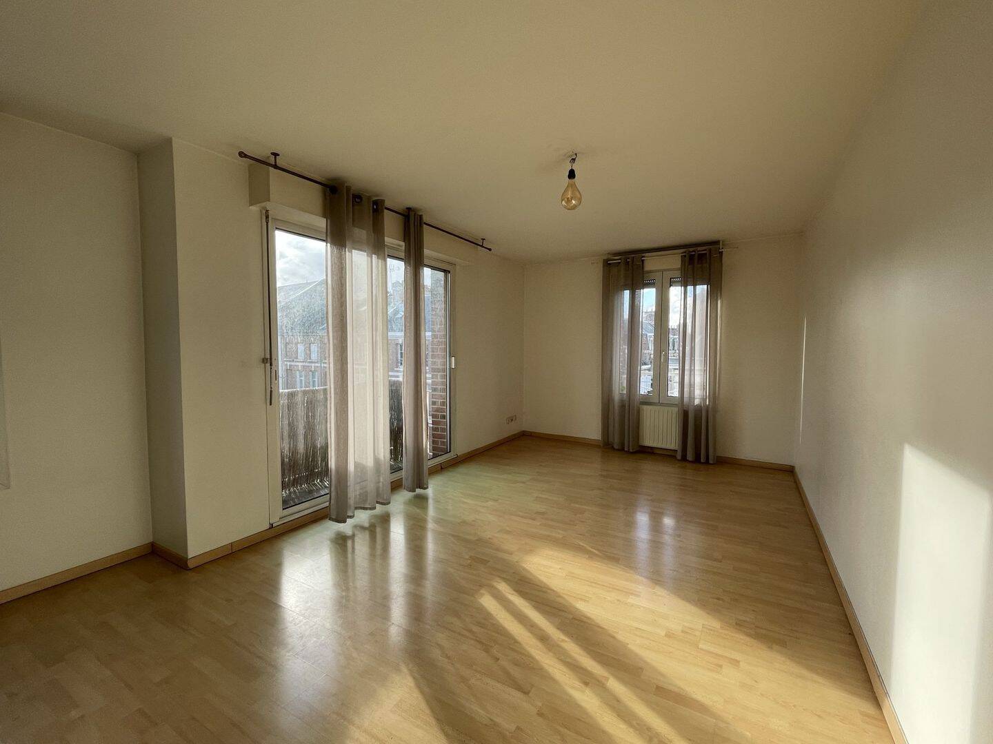 Appartement 3 pièces 67 m² · à Amiens · 66,7 m² · 838 €/mois