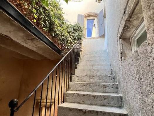 Maison à vendre 295 000 € 7 pièces 5 chambres 190 m² 130 m² de terrain Vallon-Pont-d'Arc 07150