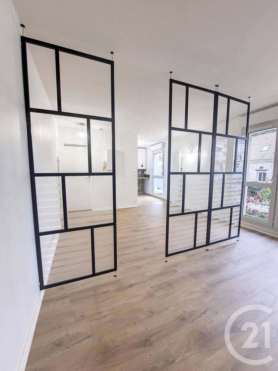 Appartement 1 pièce 31 m² · à Crépy-en-Valois · 31 m² · 580 €