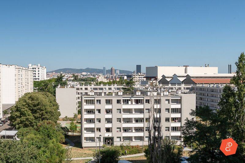 Appartement 4 pièces 81 m² · à Lyon 8ème Arrondissement · 81,2 m² · 185 000 €
