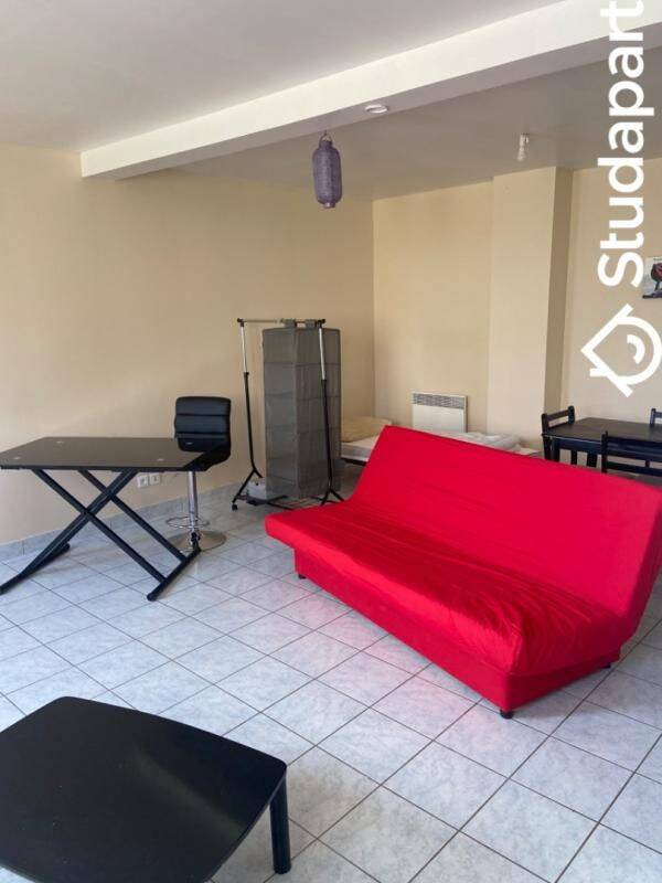 Appartement 1 pièce 38 m² · à Blois · 38 m² · 420 €