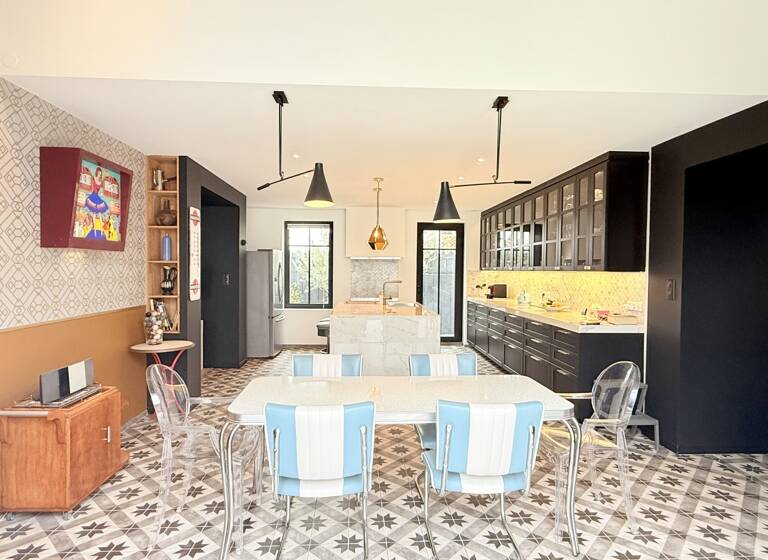 Maison à vendre 785 000 € 8 pièces 6<br/>chambres 265 m²<br/>superficie 914 m²<br/>terrain Lalande Montauban 82000