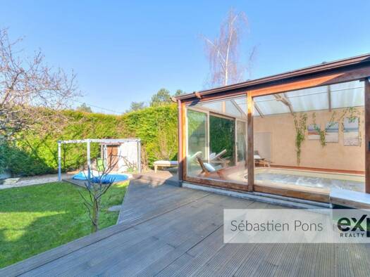 Maison à vendre 550 000 € 7 pièces 4 chambres 177 m² 450 m² de terrain Centre Les Clayes-sous-Bois 78340