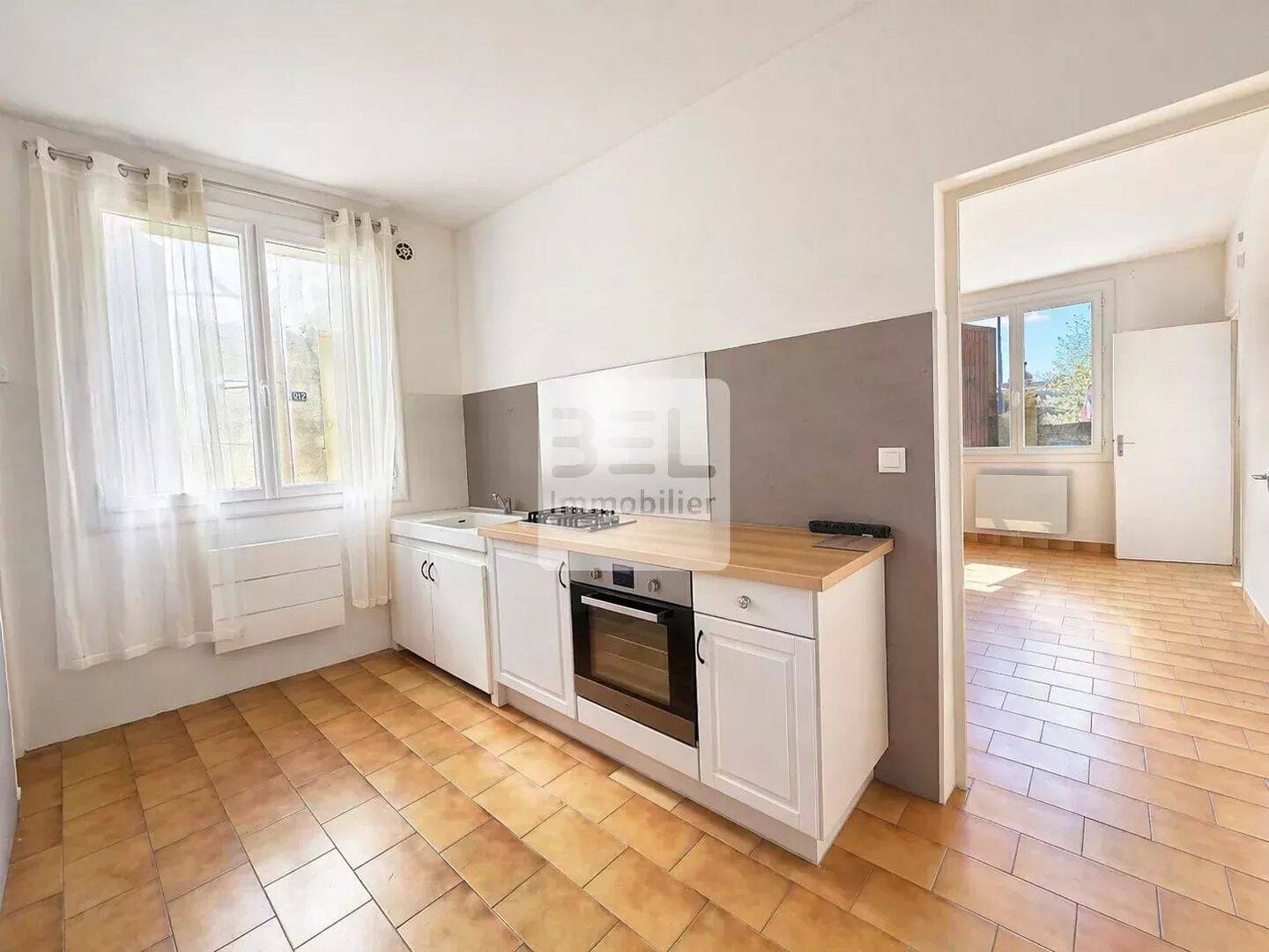 Appartement 3 pièces 74 m² · à Laudun-l'Ardoise · 74,1 m² · 179 000 €